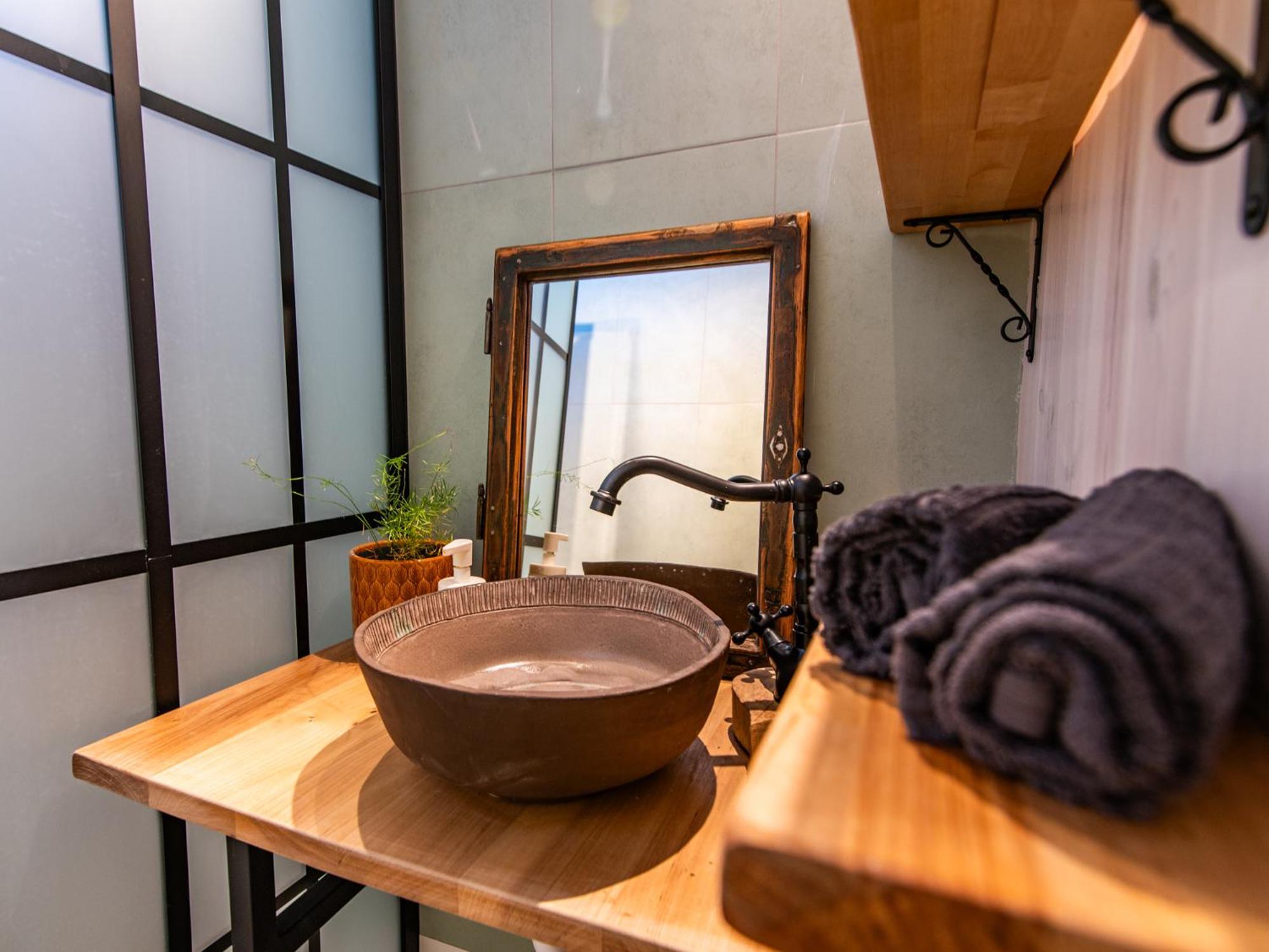 Minifaktura Loft Apartman & Reggelizo Es Etelbar Szokolya Buitenkant foto